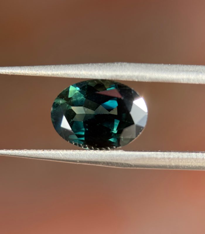 Deep-Blue / Green Sapphire